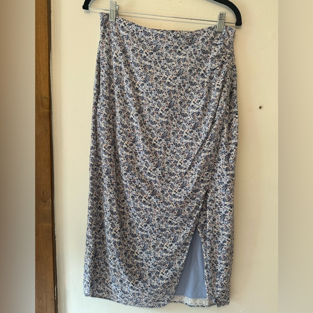 Abercrombie & Fitch Midi Skirt Medium